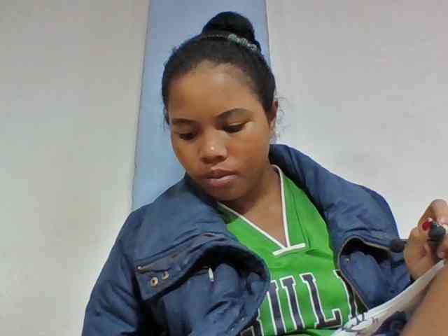 Juliah1a