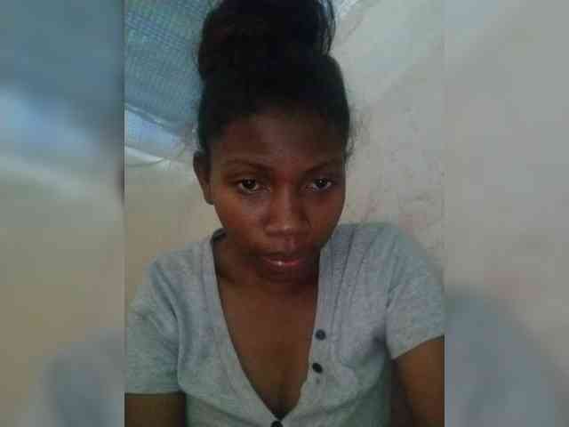 juicy-bella