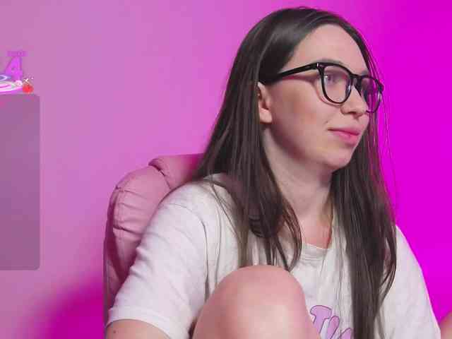 ArianaHotAriana