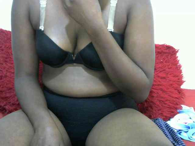 prettyebony1