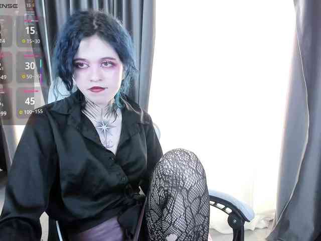 NoelleGothicShadow