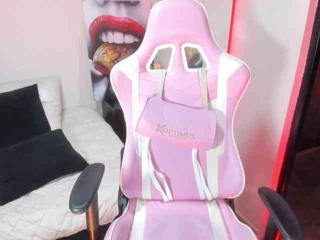 AlanaMilanie