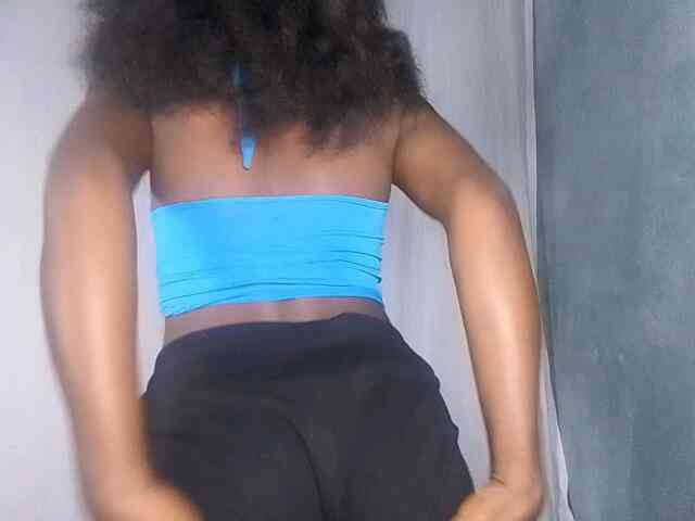 LADYQUEEN