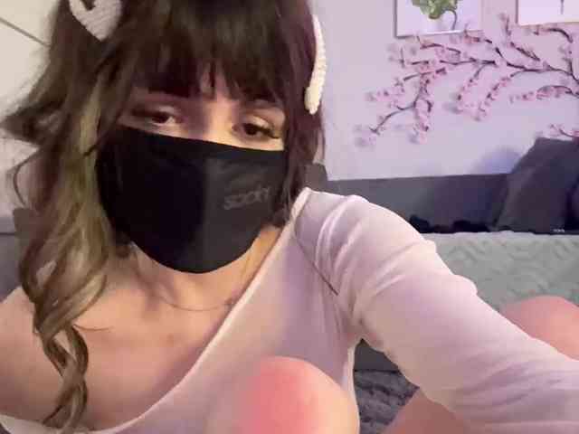 SexyBlondeDoll