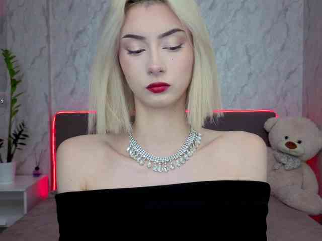 kittysocutie