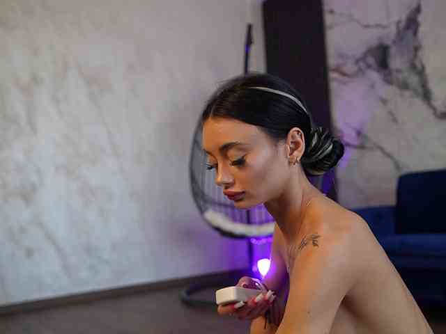 Stella_but_not_artoi