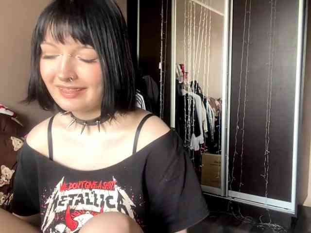 virusDoll