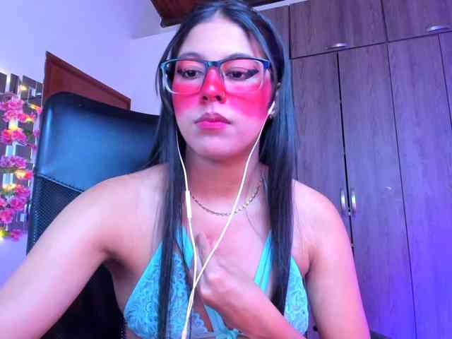 ALYSSON18