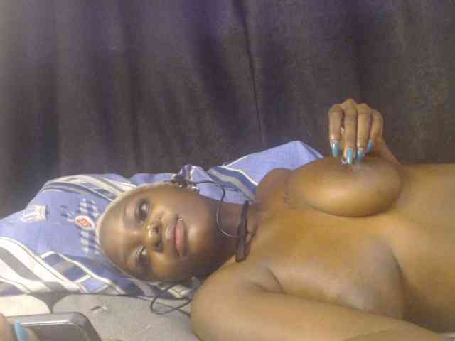 Queenbee25
