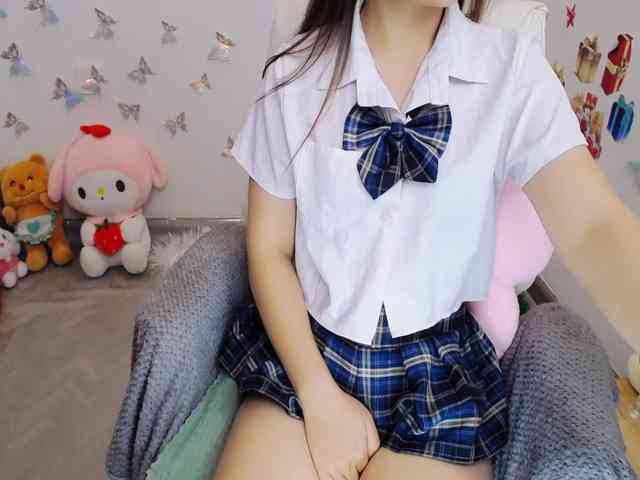 Angela19