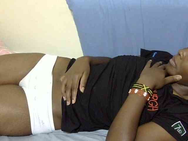 Sweet-ebony20