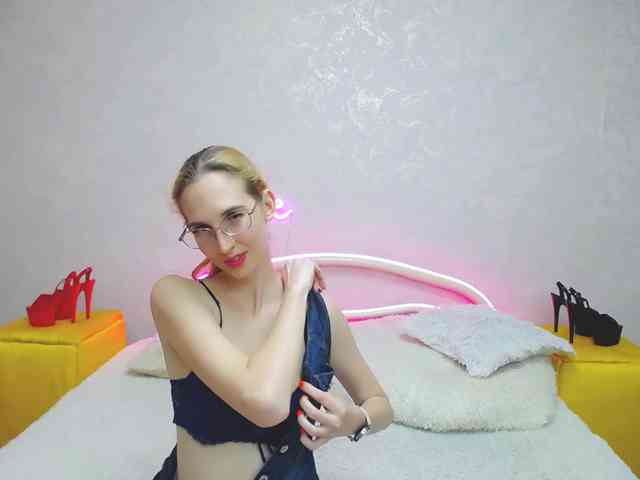 LizzieBrait