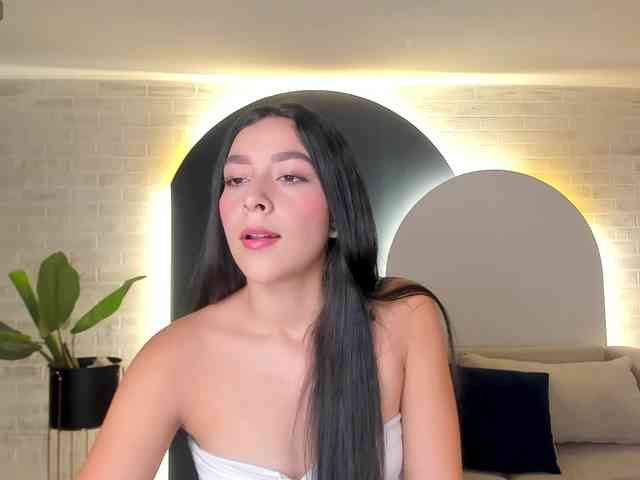 SophieKiss1