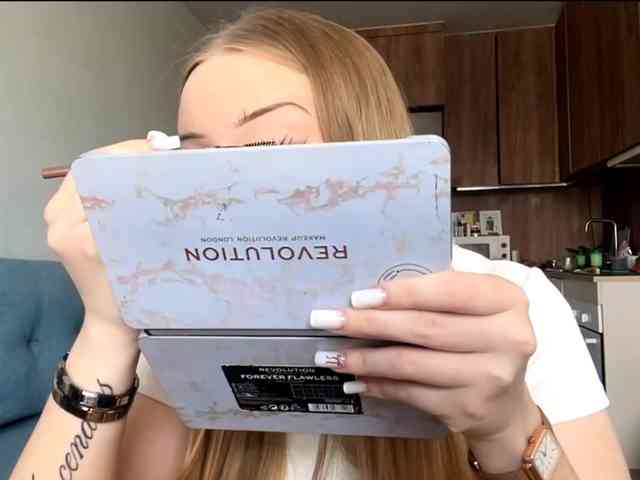 Melissablow