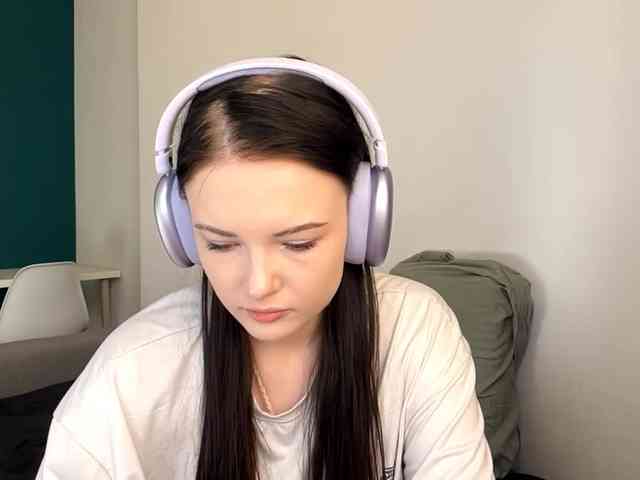 BustyLina