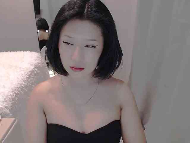 LucyLiu