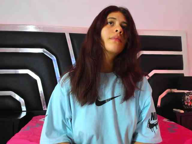 miaqueen021