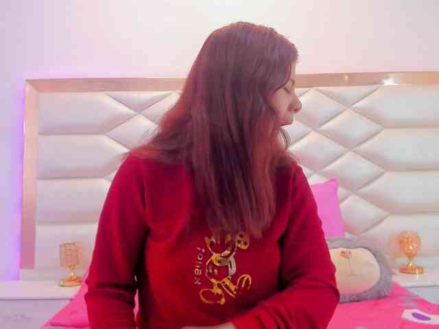 miaqueen021