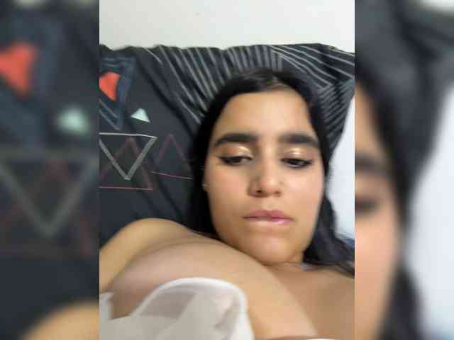 MiiaaCarter