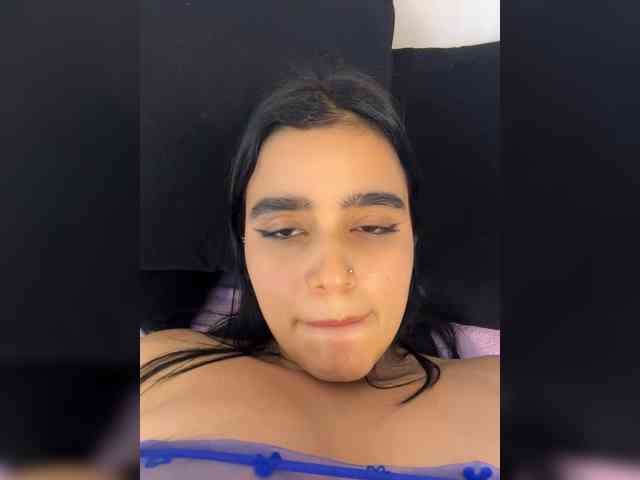 MiiaaCarter