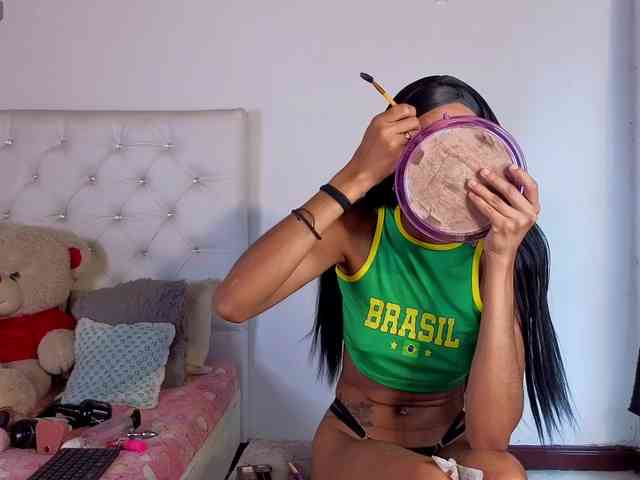 ashley_crotez