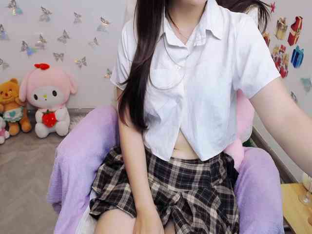 Angela19