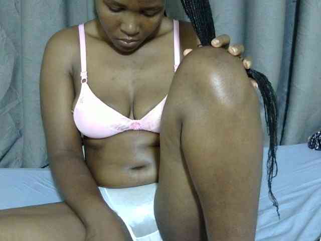 Sweet-ebony20