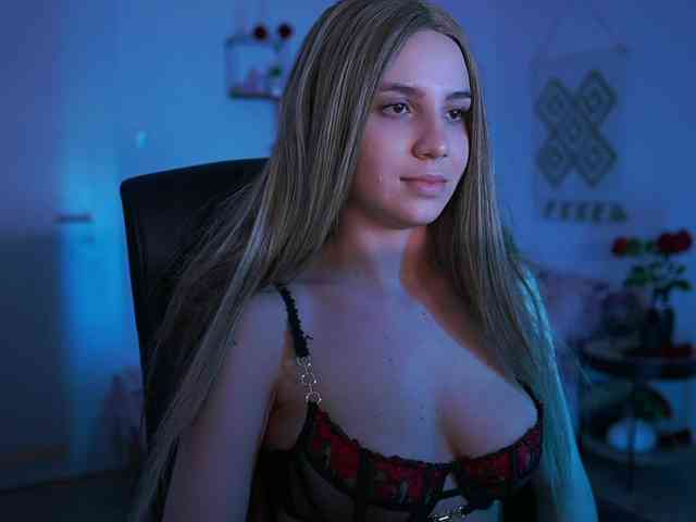 EvelynCage