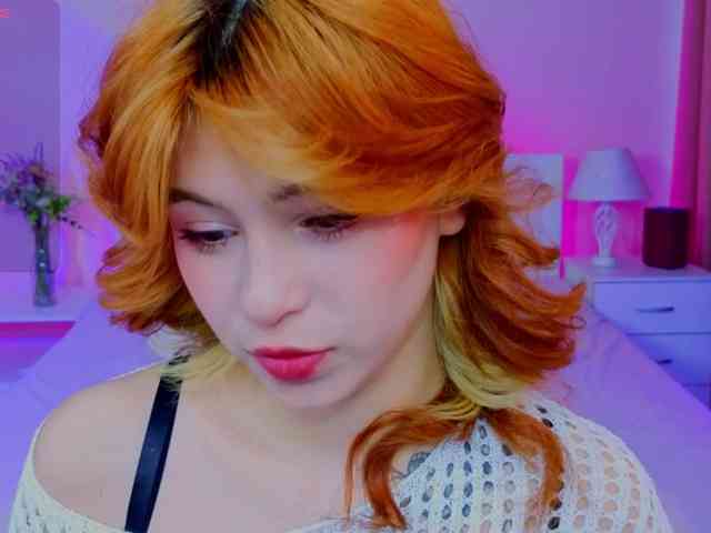 Honeykrisspussy