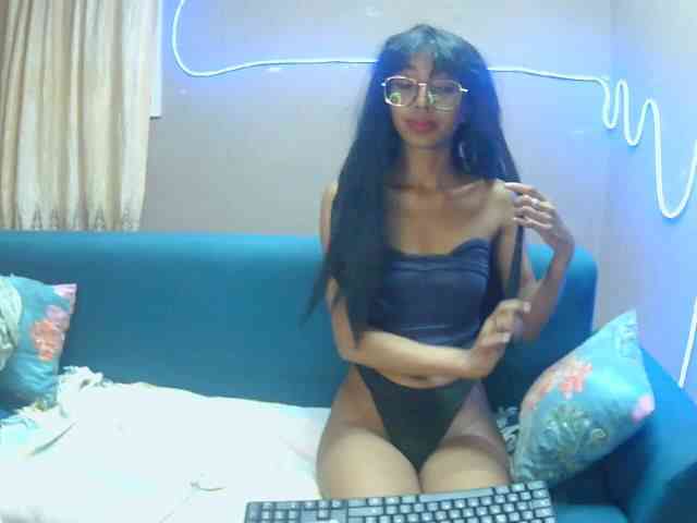 kinkyzoeandema