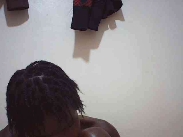 HugeTittiess