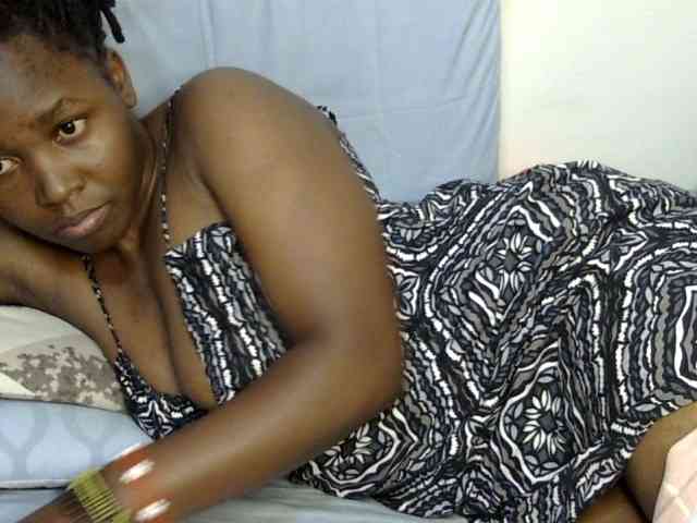 Sweet-ebony20