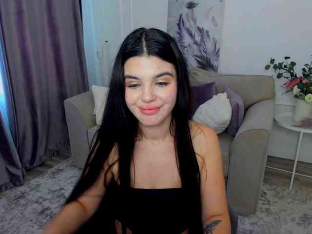 LauryHills