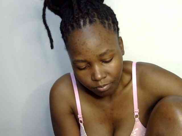Sweet-ebony20
