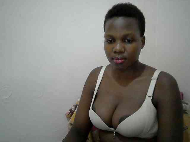 juicy-bella