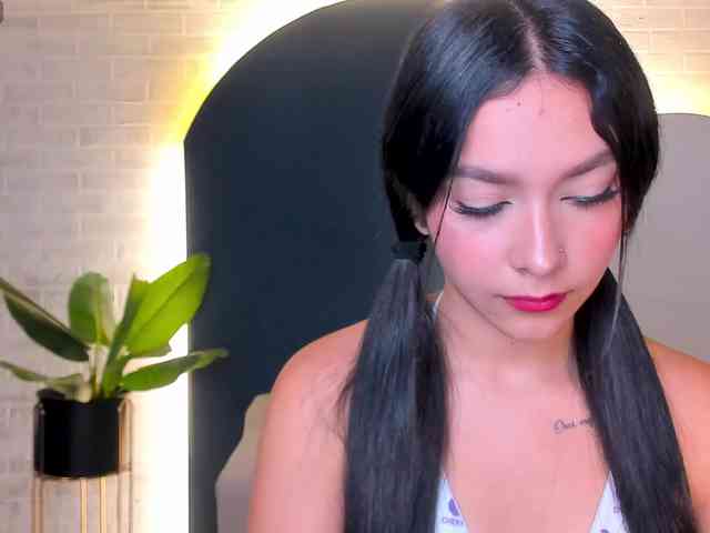 SophieKiss1