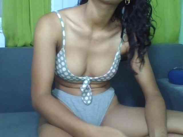 HotgirlURIEL
