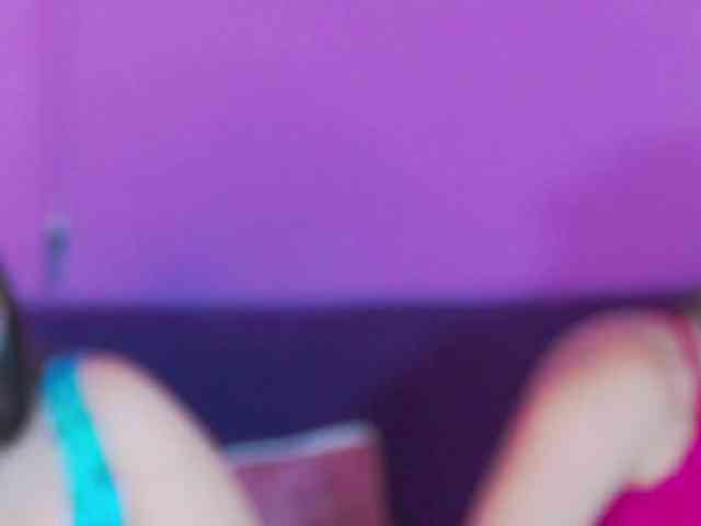 kinkyzoeandema
