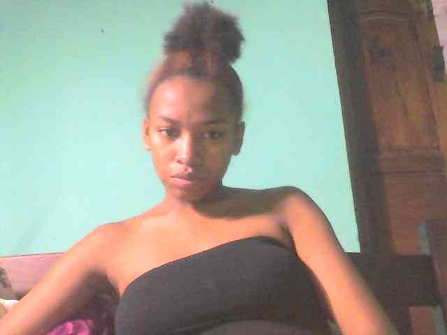 horny18girl