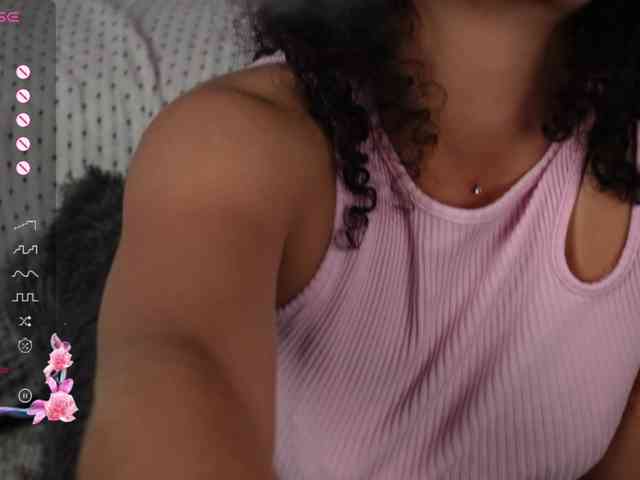 Victoria_Curly