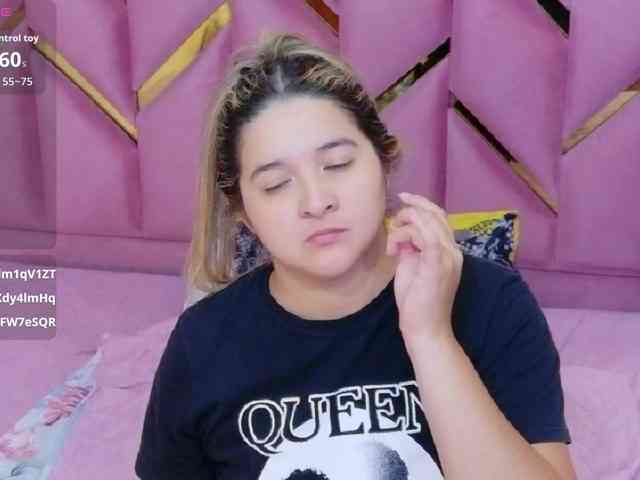 MEGANARIANAA
