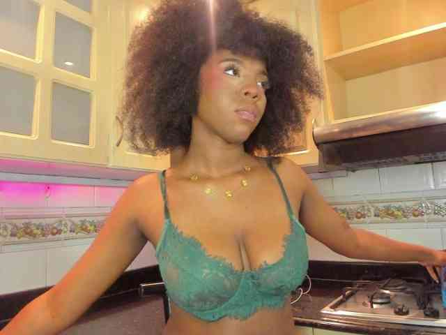 AmiraJones