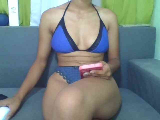 HotgirlURIEL
