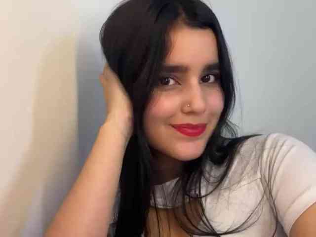 MiiaaCarter