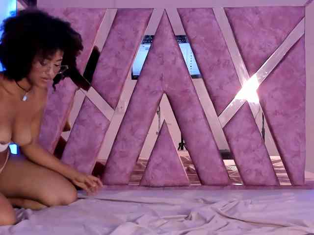 Samantha-Ebony