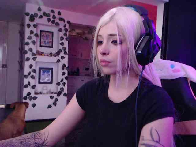 JuanitaClay