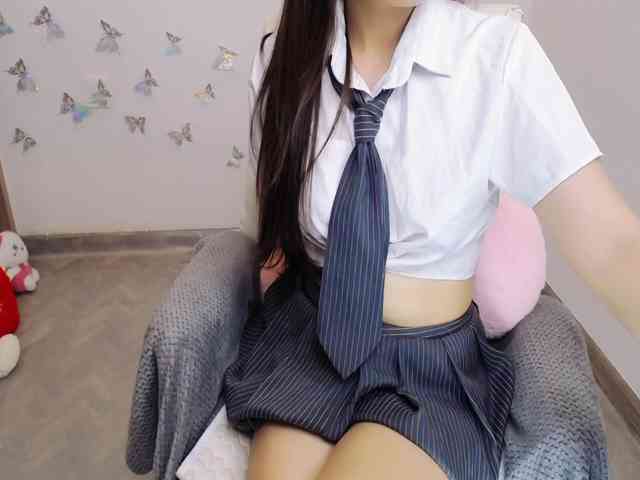 Angela19