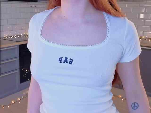 SiaSapphire01
