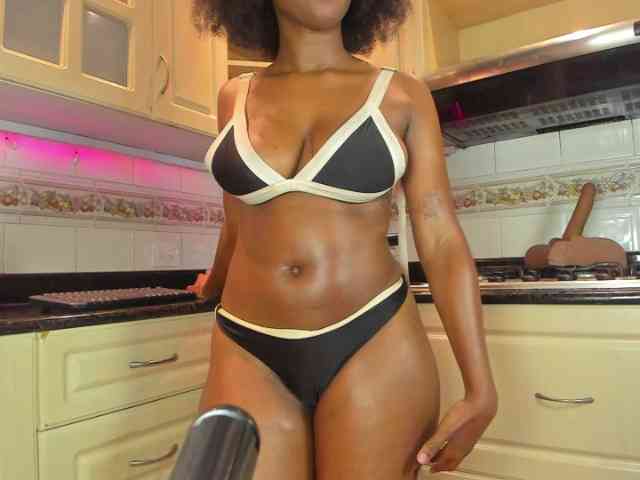 AmiraJones