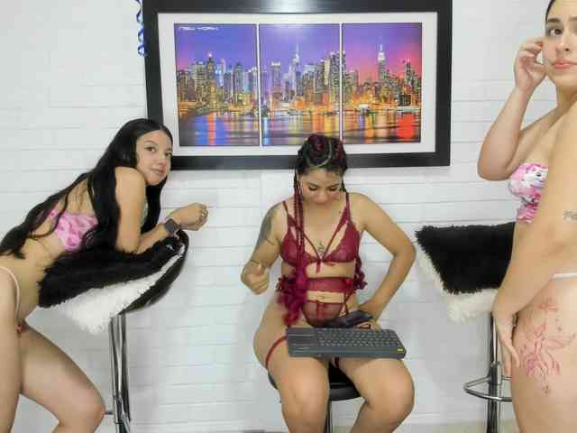 Fetish_girls_xxx